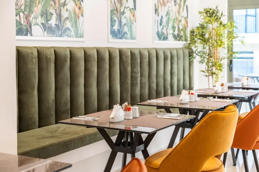 Philia Center Suites 4*-16