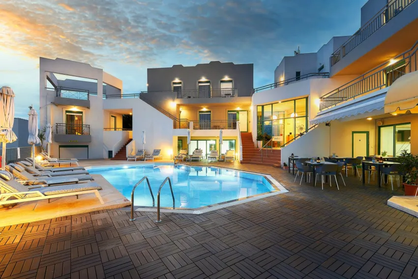 Bella Vista Apartments 4*-7