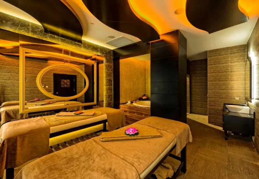 SERENIS HOTEL  4*-11