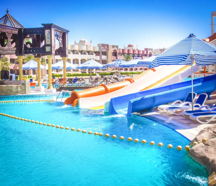 Sunny Days El Palacio 4*-5