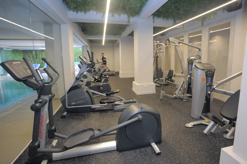 Nelia Beach Hotel 4*-90