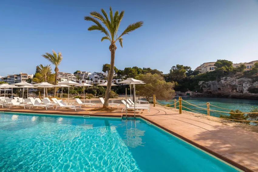 Barcelo Ponent Beach 4*-104