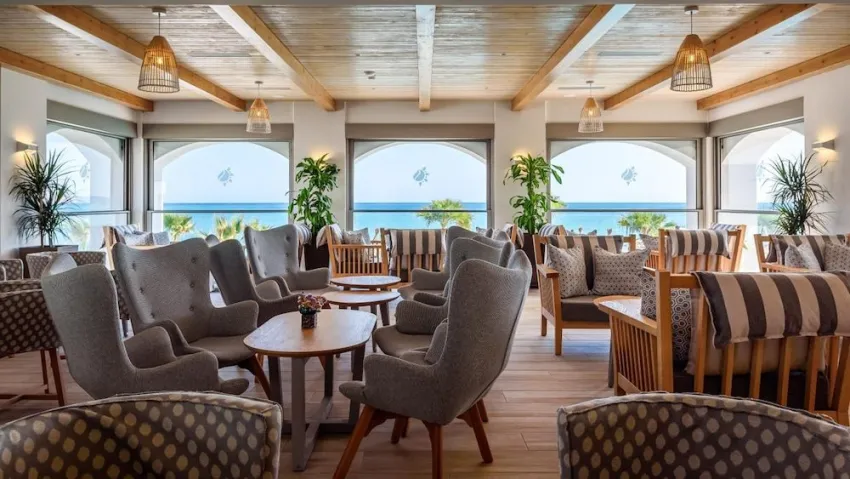 Solimar White Pearl (Adults Only 17+) 4*-27