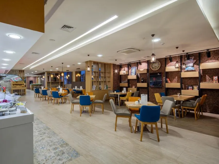 Holiday Inn Antalya Lara 5*-16