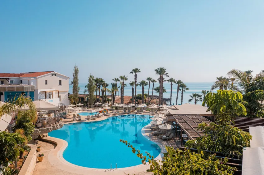 Louis Althea Beach 4*-10