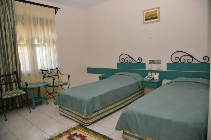 CLUB TITAN HOTEL  4*-5