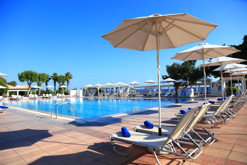 Blue Bay Beach Resort 4*-7