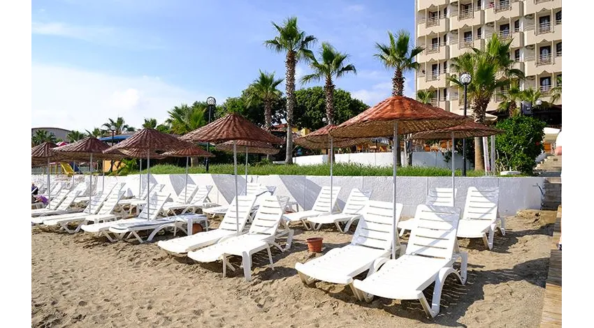 ANITAS BEACH HOTEL  4*-12