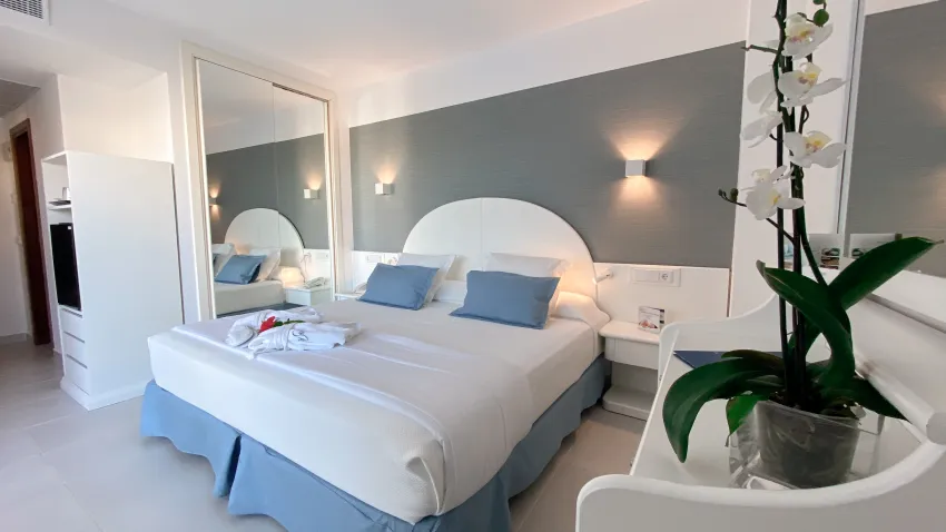 Reverence Life Hotel 4*-157