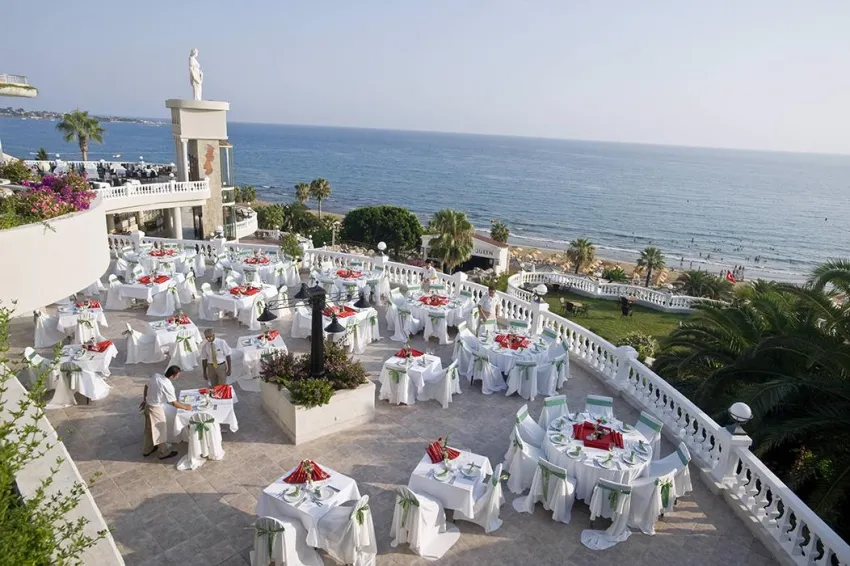 SUNRISE QUEEN LUXURY HOTEL  5*-10