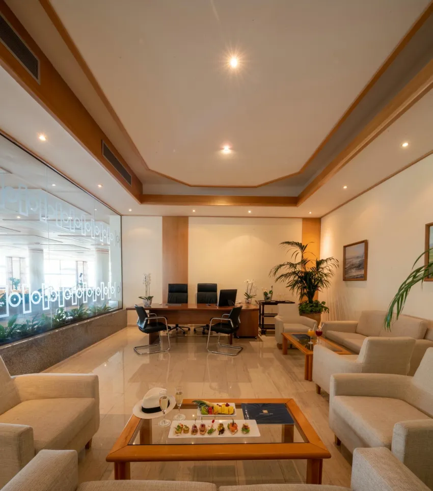 Constantinou Bros Athena Royal Beach Hotel 4*-25