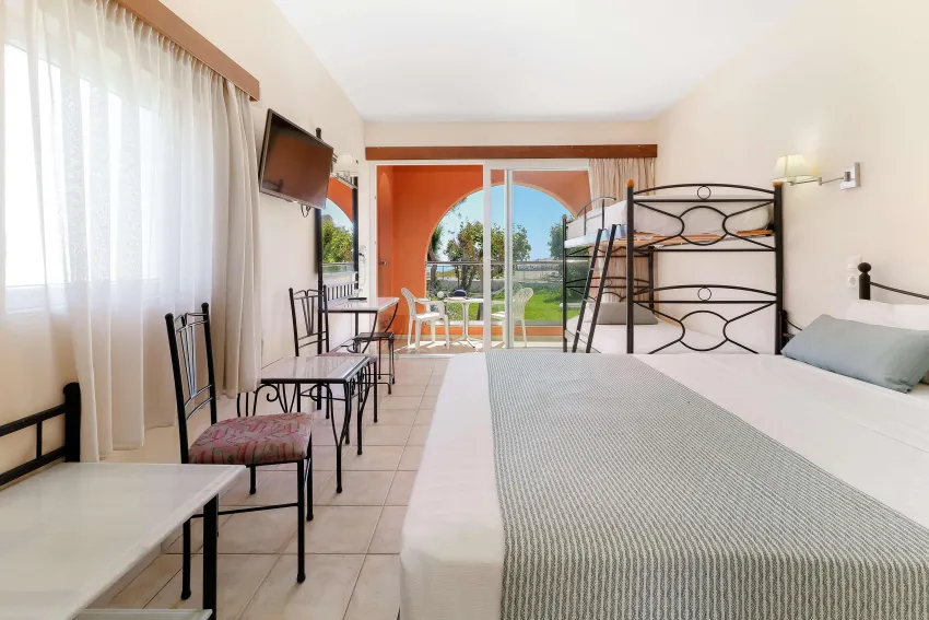 Mare Monte Beach 4*-12