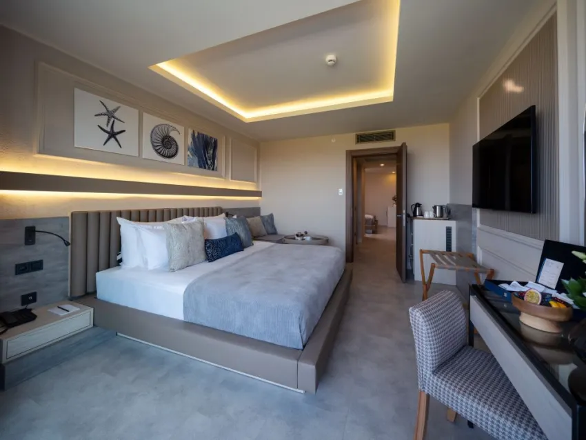 LIU RESORTS  5*-5