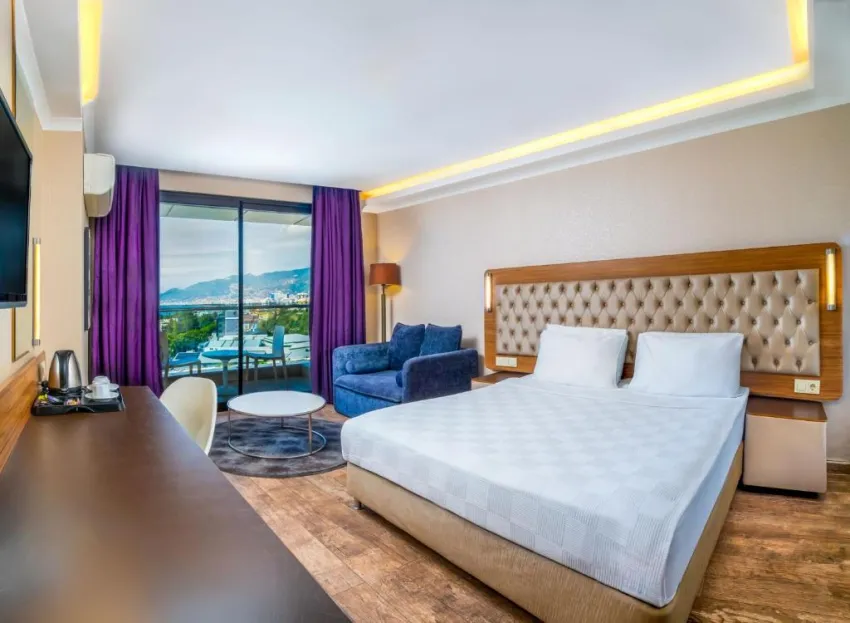 MICHELL HOTEL (ADULTS ONLY 16+)  5*-11