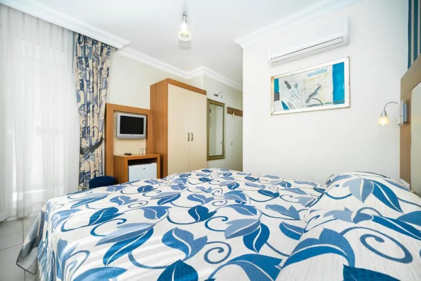 VILLA SUNFLOWER HOTEL  4*-6