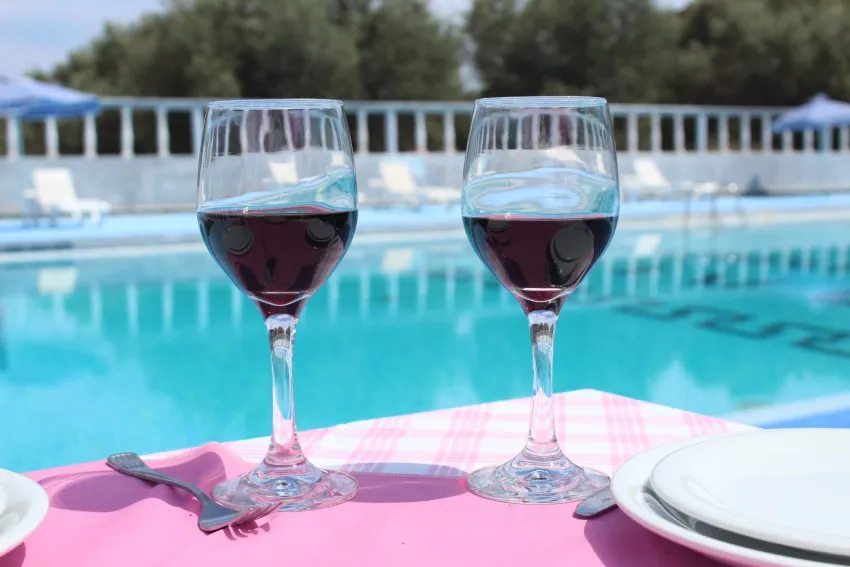 Tivoli Hotel and Apartments 3*-5