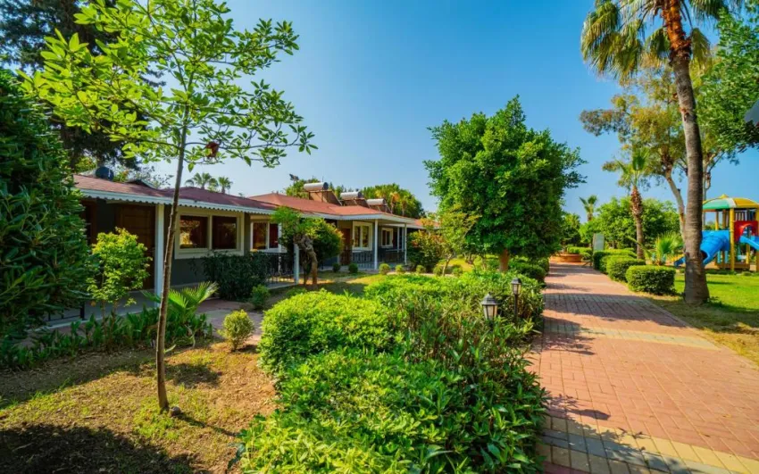 CLOVER MAGIC PARK BEACH HOTEL  4*-11