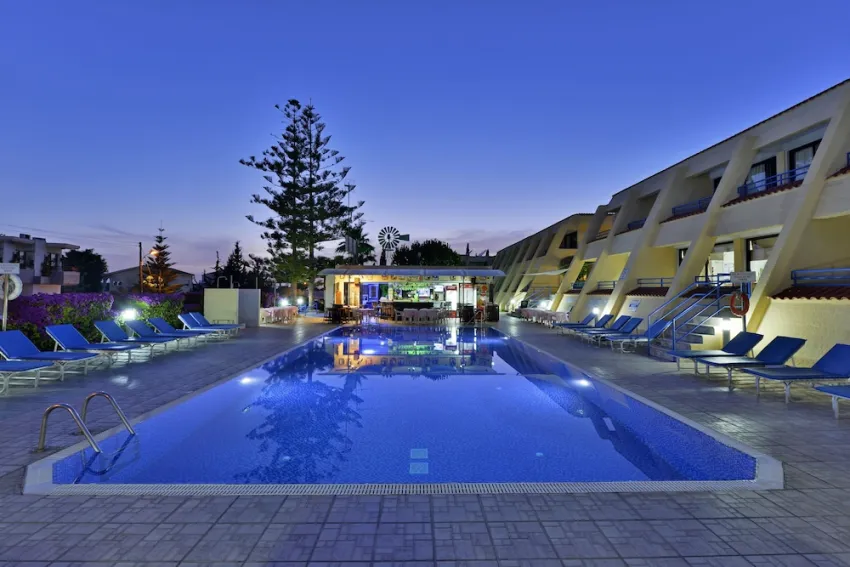 Napa Prince Hotel Apartments 3*-43