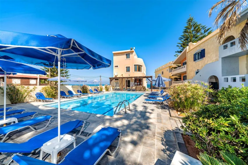 Niros Beach 3*-4