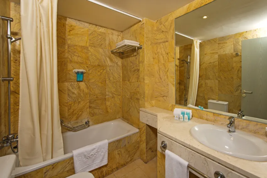 Iberostar Waves Ciudad Blanca 4*-144