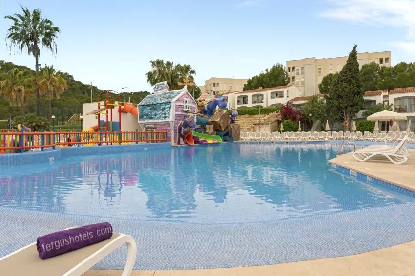 Fergus Club Europa 4*-27