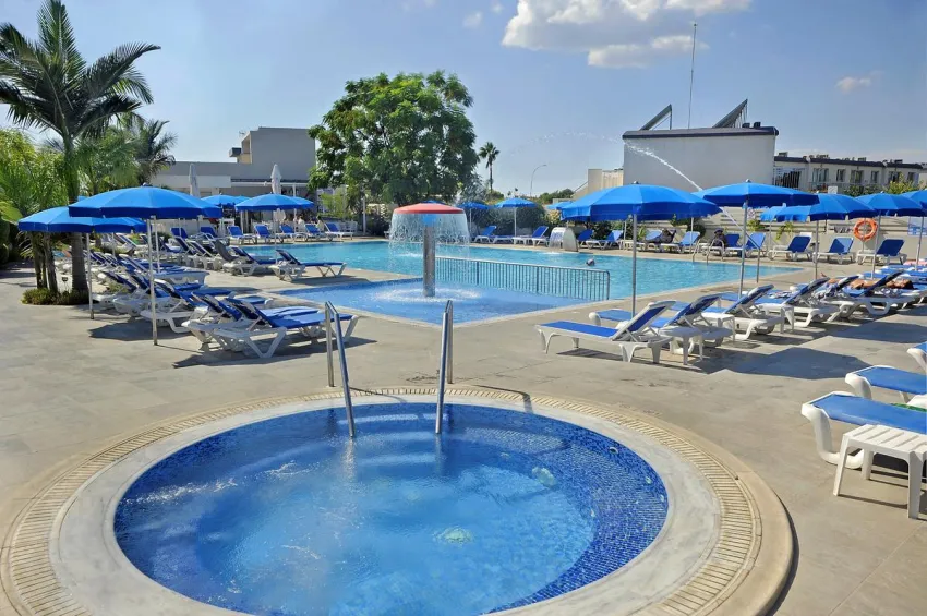 Euronapa Hotel Apartments 3*-26