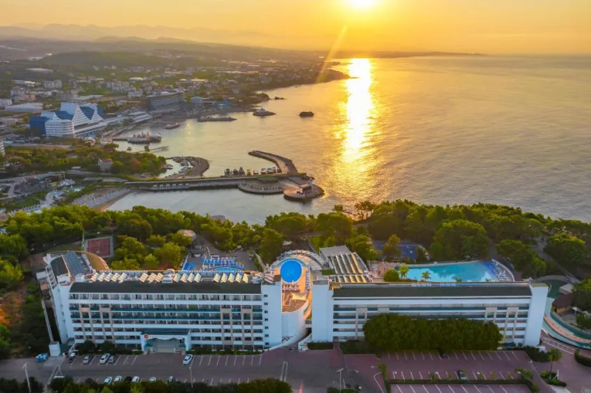 A GOOD LIFE UTOPIA FAMILY RESORT  4*-13