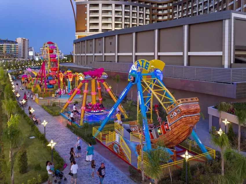 Royal Seginus 5*-121