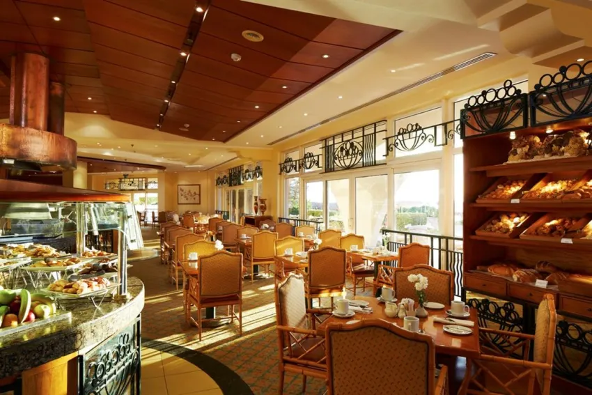 MARRIOTT BEACH RESORT HURGHADA  5*-18
