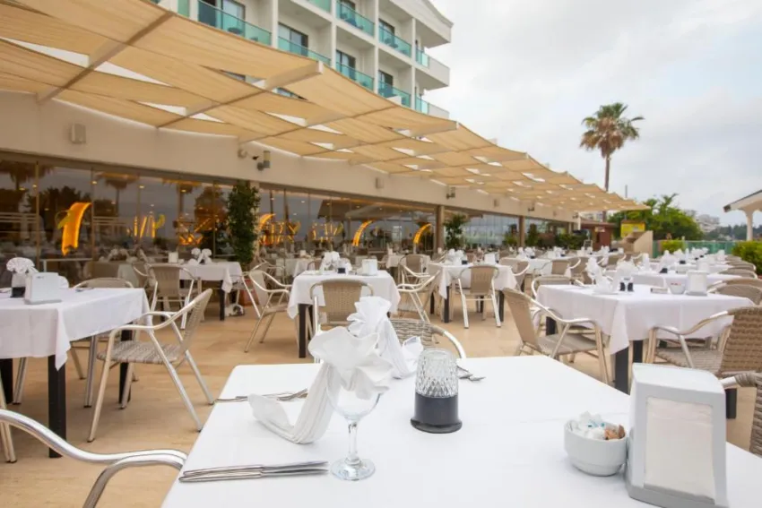 CLUB FALCON HOTEL  4*-26
