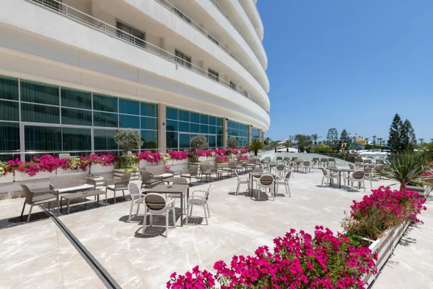 MIRACLE RESORT HOTEL  5*-65