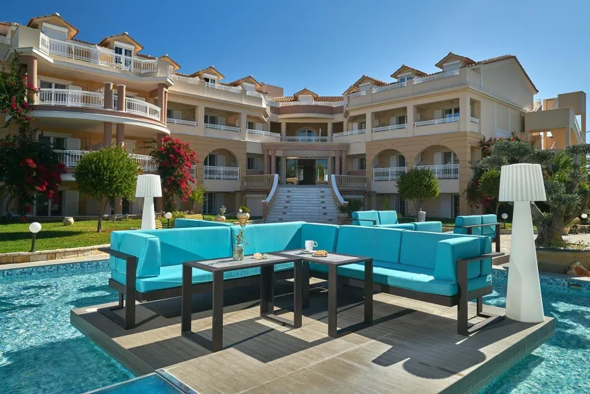 Ionion Blue Hotel Kalamaki 3*-5