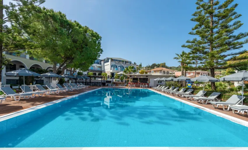 Contessa Hotel 3*-25