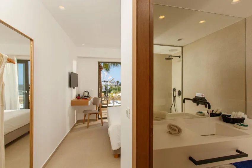 ALOE Boutique Hotel powered by Anissa Beach 4*-10