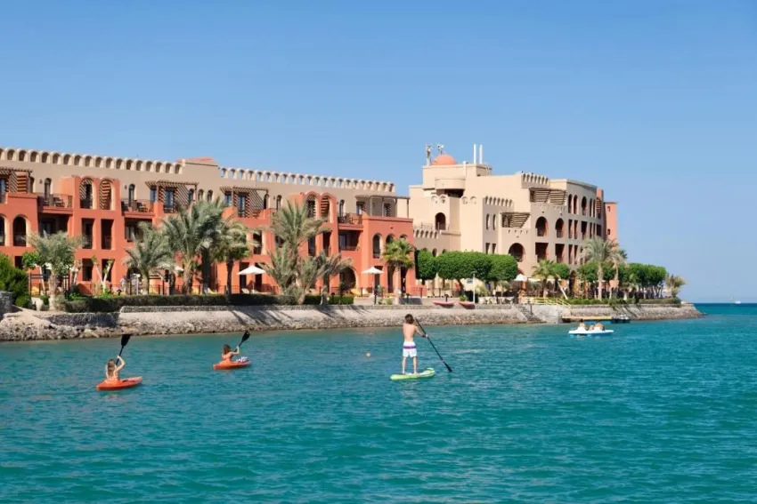 The Three Corners Ocean View El Gouna (Adults Only 16+) 4*-8
