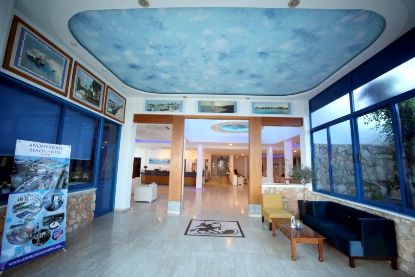 Anonymous Beach 3*-14