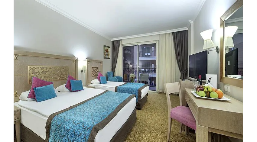 CRYSTAL FAMILY RESORT & SPA  5*-11