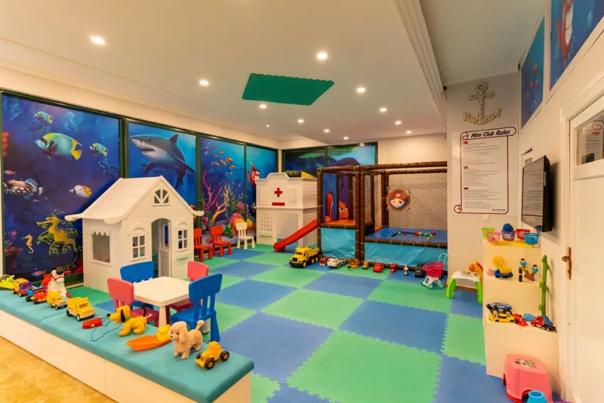 LANCORA BEACH HOTEL  4*-33