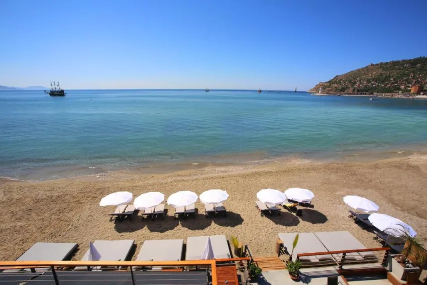 EN VIE BEACH BOUTIQUE HOTEL (ADULT ONLY+16)  3*-4