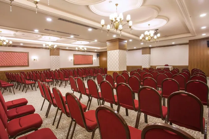 ORANGE PALACE HOTEL  5*-11
