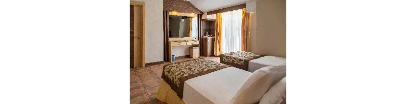 Fame Hotel 3*-9