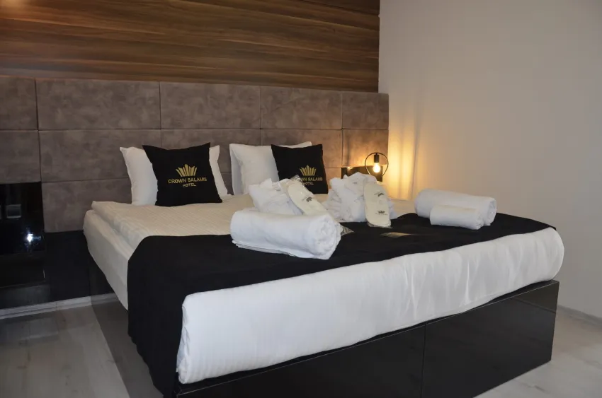 Crown Salamis Hotel 4*-18