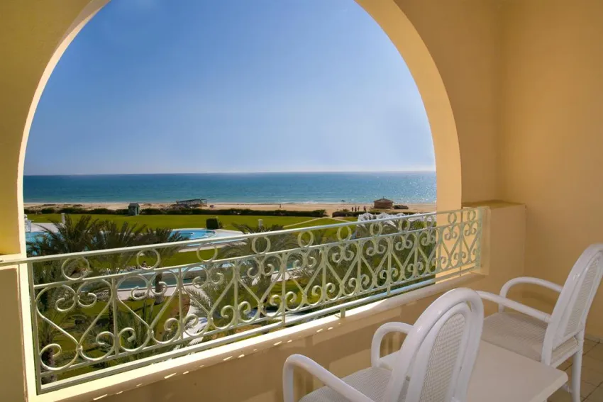 IBEROSTAR WAVES AVERROES  4*-7