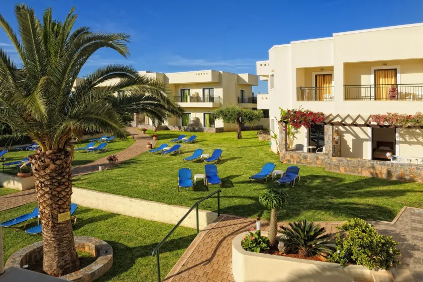 Kristalli Hotel Apartments 3*-2