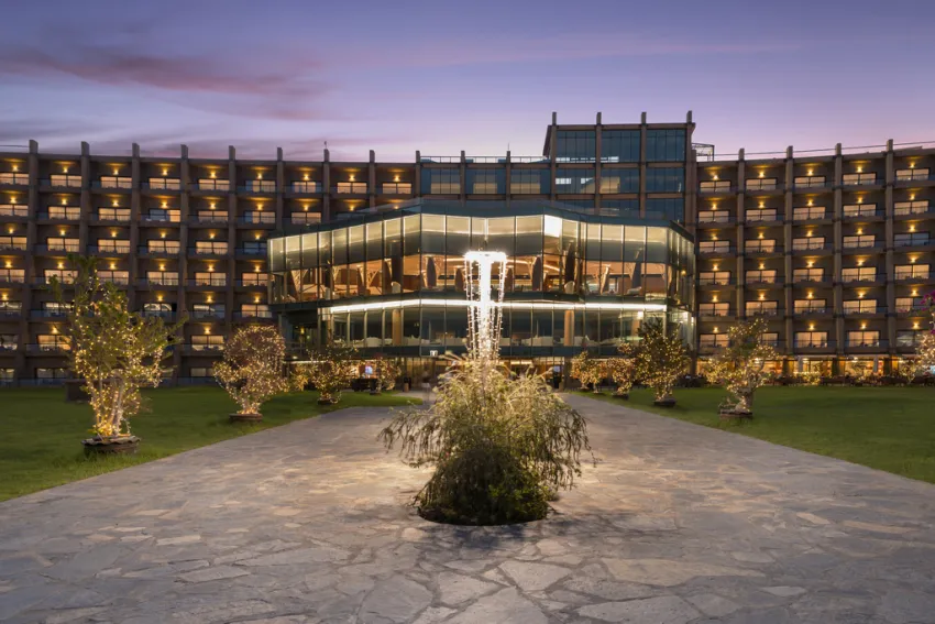 NOAH'S ARK DELUXE HOTEL & SPA  5*-13