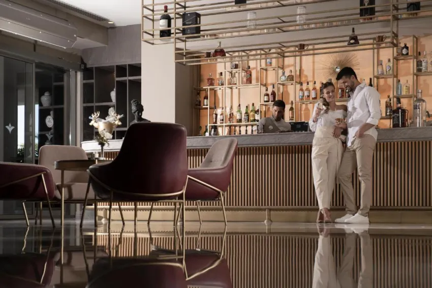 MIRAMARE BEACH HOTEL  5*-50