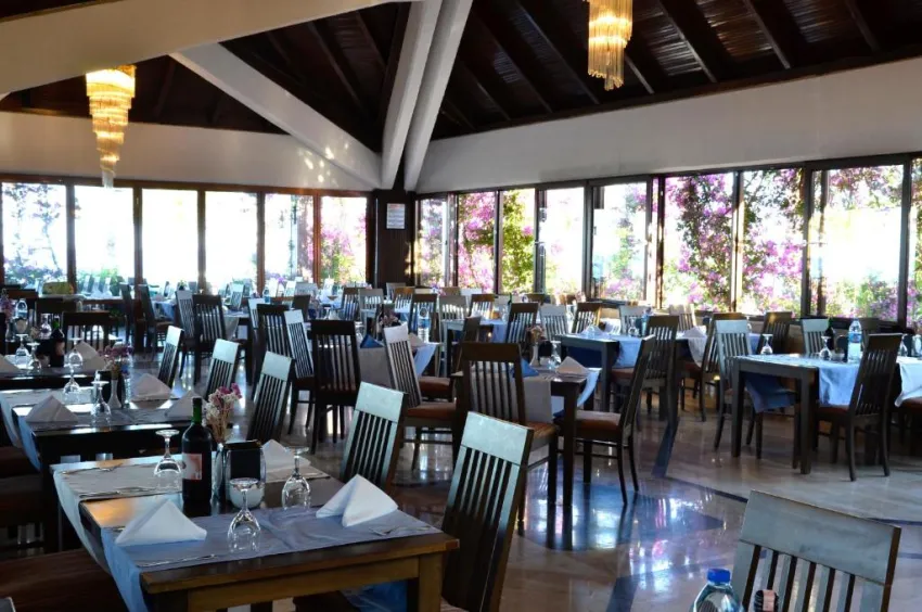 EMELDA SUN CLUB  5*-3