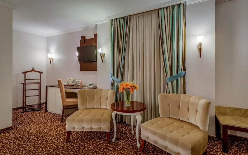 Best Western Plus Khan 4*-18