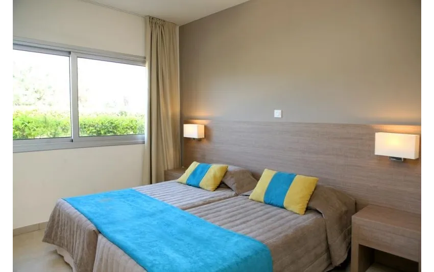 Makronisos Village 4*-9