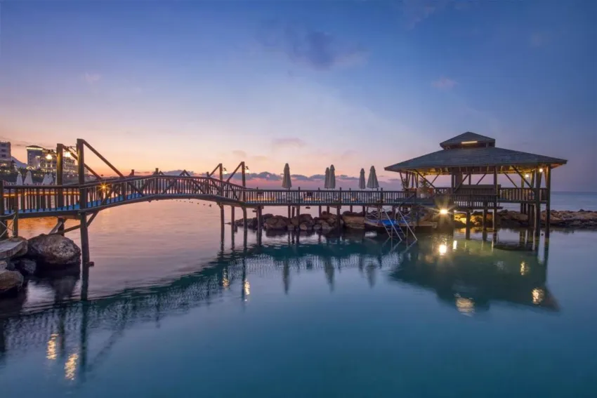 Merit Crystal Cove Hotel 5*-6